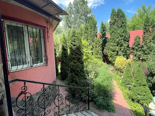 дом по адресу Деснянская ул.