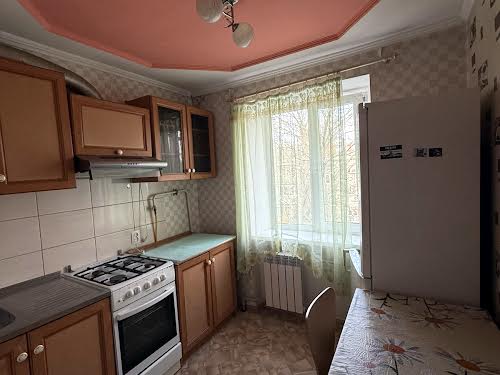 квартира за адресою Космонавтів вул., 18