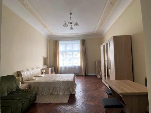 квартира за адресою Адама Міцкевича пл., 6/7