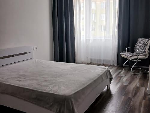 квартира за адресою Зелена вул., 10