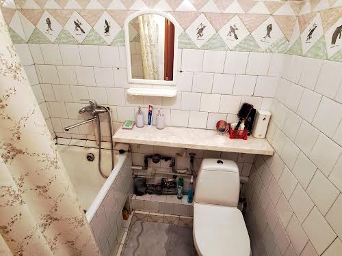 квартира за адресою Павла Тичини вул., 18