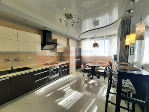квартира за адресою Бориса Гмирі вул., 8 -Б