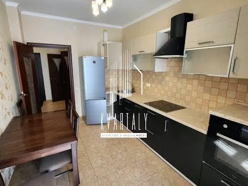 квартира за адресою Регенераторна вул., 4 к3