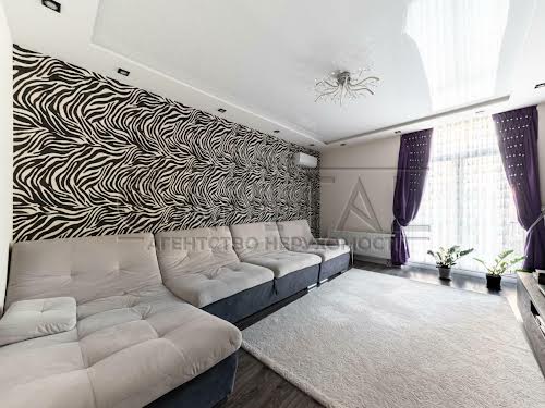 квартира за адресою Регенераторна вул., 4