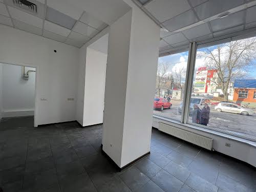 коммерческая по адресу вул. Перемоги, 54