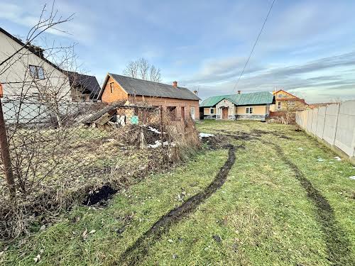 будинок за адресою центральна, 40