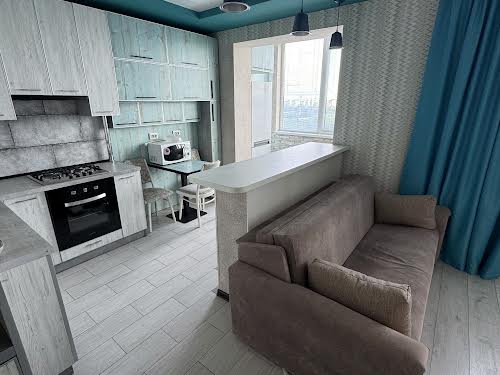 квартира за адресою Покровська, 99д