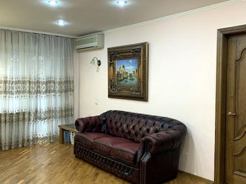 квартира за адресою Воскресенська, 12