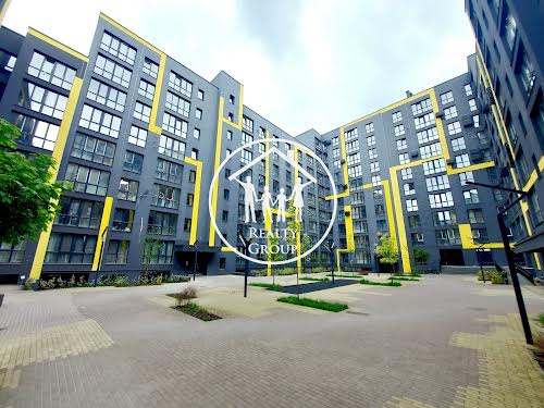 квартира за адресою Залізнична вул., 7