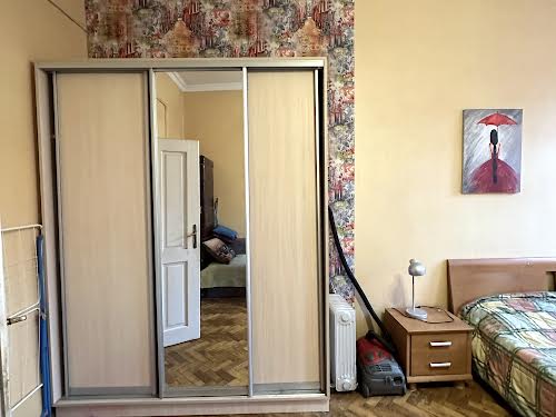 квартира за адресою Політехнічна, 1
