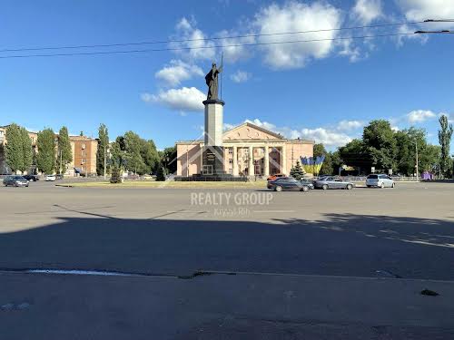 квартира по адресу Софії Перовської ул., 4