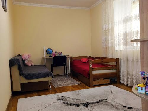 квартира за адресою Галицька вул., 64в