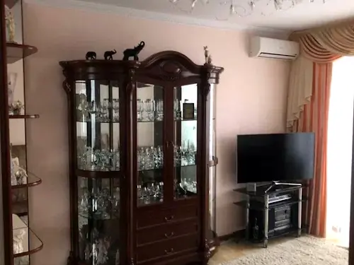 квартира по адресу Червоной Калины просп. (Владимира Маяковского), 12