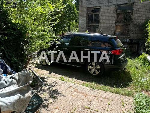 квартира за адресою Одеса, Василя Стуса вул., 2б
