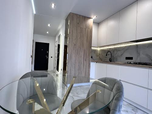 квартира по адресу Крайковского ул., 3