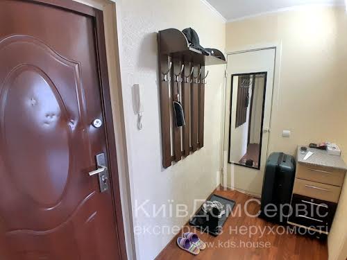 квартира за адресою Академіка Глушкова просп., 18