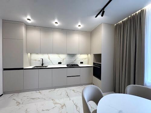 квартира за адресою Топольна вул., 4г