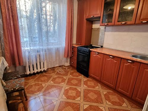 квартира за адресою Луніна, 15 А