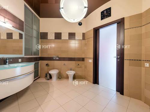 квартира за адресою Ярослава Мудрого вул. (Петровського), 30а