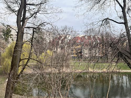 будинок за адресою Академіка Степана Рудницького вул.
