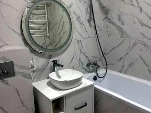 квартира за адресою Центральна вул., 19