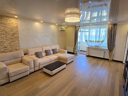 квартира за адресою Лазурна вул., 5 к11