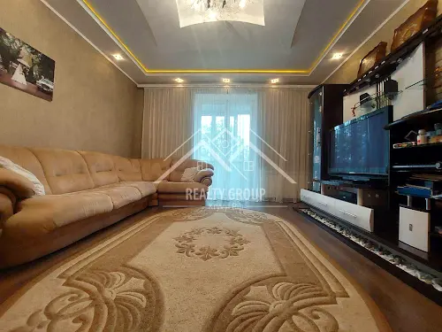 квартира за адресою Н'ютона, 28