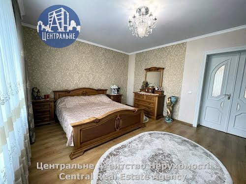 дом по адресу Головна, 115