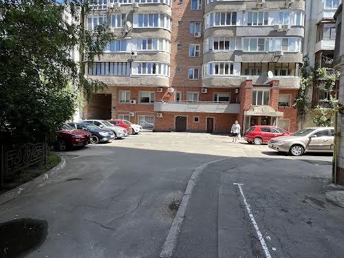 квартира за адресою Івана Мазепи вул. (Січневого Повстання), 12-Б
