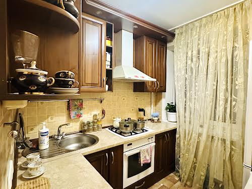 квартира за адресою Волинська вул., 25