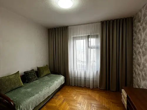 квартира за адресою Срібнокільська вул., 16