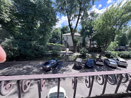 квартира за адресою Зоологічна вул., 6
