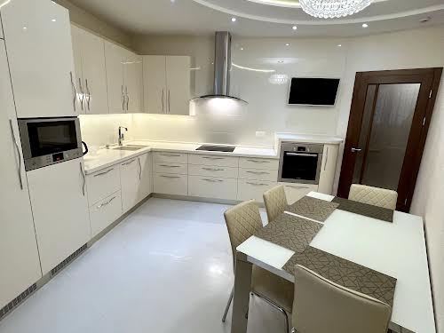 квартира за адресою Срібнокільська вул., 1