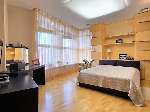 квартира за адресою Петра Болбочана вул. (Клапцова), 52