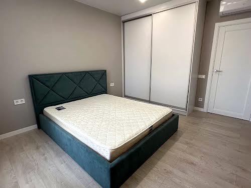 квартира за адресою Наддніпрянське шосе, 3