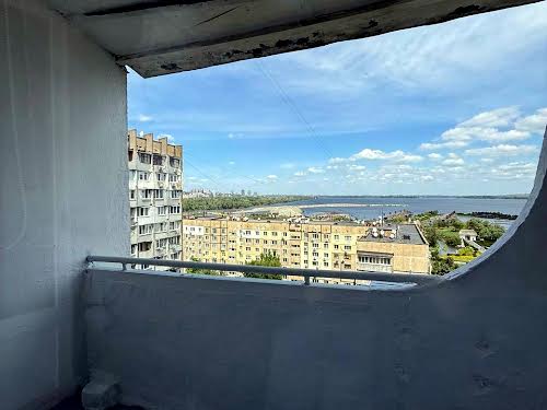 квартира за адресою Добровольців пров., 3