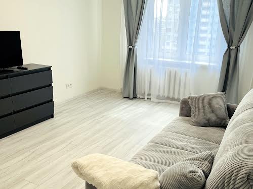 квартира за адресою Драгоманова вул., 1-К