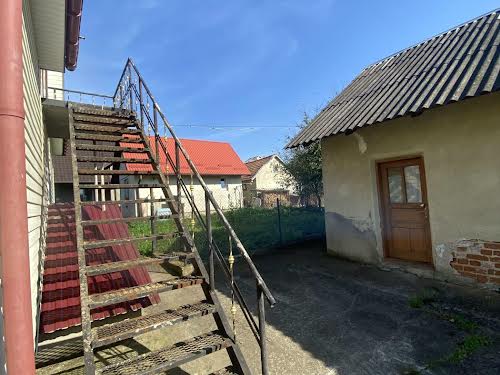 будинок за адресою с. Луки, Лесі Українки, 15