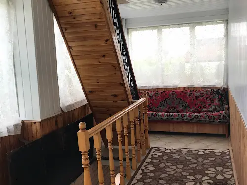 будинок за адресою Виноградна