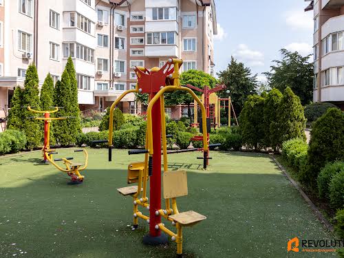 квартира за адресою Михайла Матюшенка вул., 16
