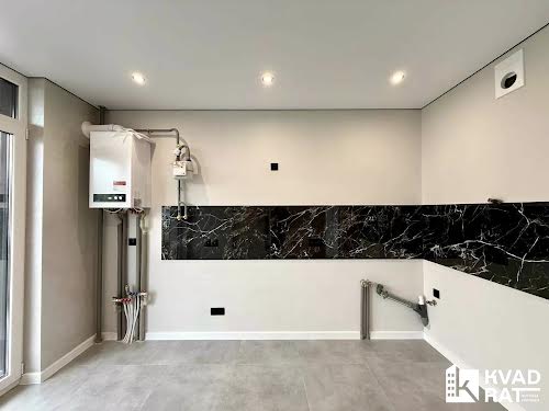 квартира за адресою Флотська вул., 10 б