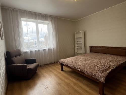 квартира по адресу Степана Бандери ул., 40/2А