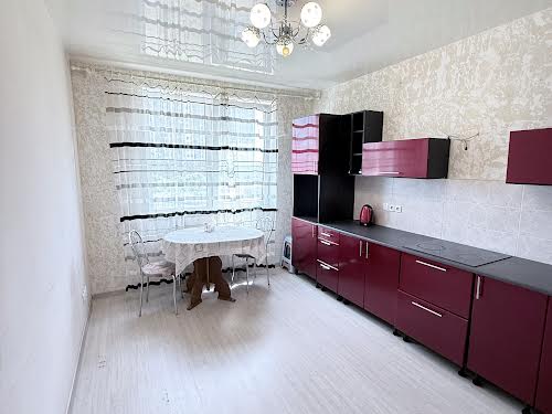 квартира за адресою Перлинна вул., 1б