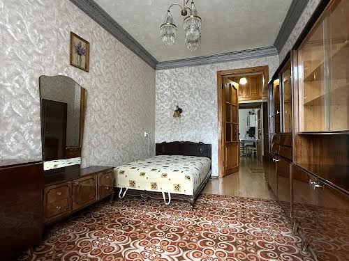 квартира по адресу Дмитрия Яворницкого просп. (Карла Маркса), 104