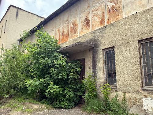 комерційна за адресою Івана Мазепи вул., 14
