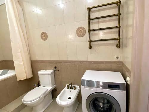 квартира за адресою Драгоманова вул., 5