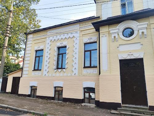 комерційна за адресою Віктора Косенка вул., 8