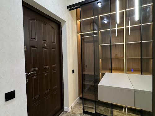 квартира за адресою Краснова вул., 3