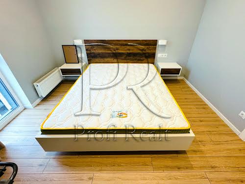квартира по адресу Салютная ул., 2