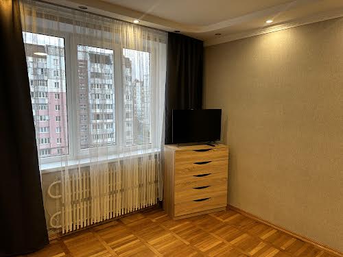 квартира за адресою Володимира Івасюка вул., 34